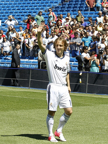 杜兰特和库里打单挑，这个有点难为库里了